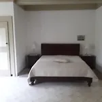 Pauwenhof Apartamento Klaaswaal